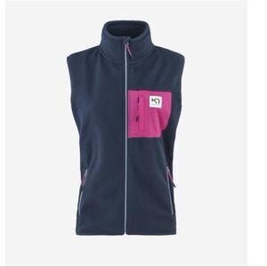 New Kari Traa Women’s Rothe Vest - Recycled Royal retail $90
Navy blue & pink S